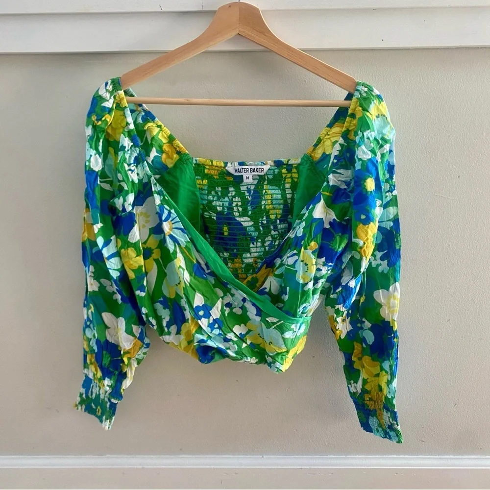 Walter Baker Green Disco Floral Kimora Crop Top Off Shoulder Smocked Size Medium - Picture 2 of 5